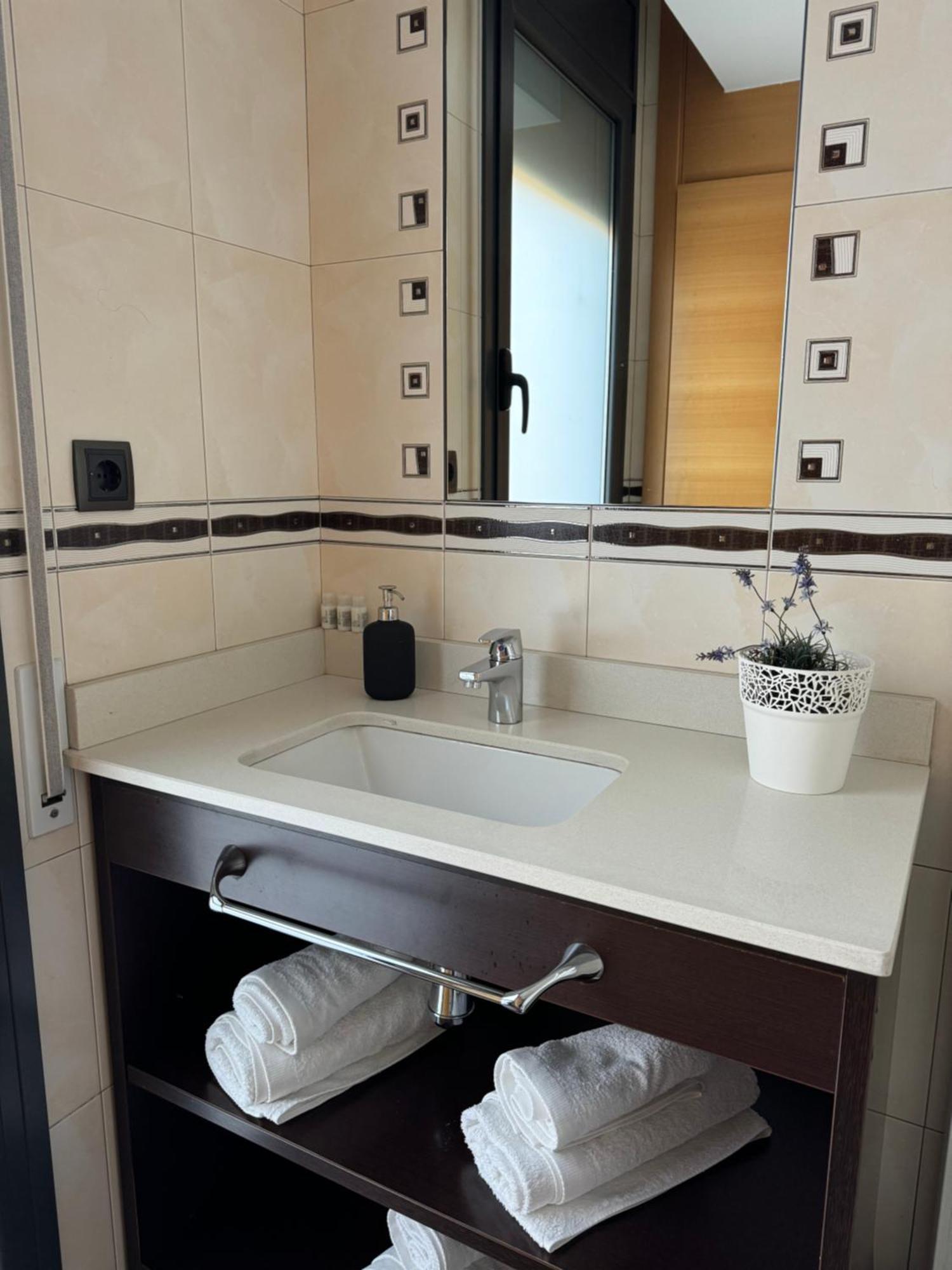 Apartamentos Turisticos Can Rocamora Aren Kültér fotó