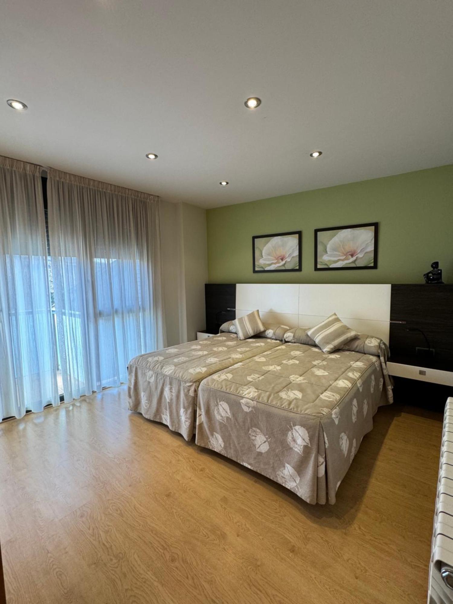 Apartamentos Turisticos Can Rocamora Aren Kültér fotó